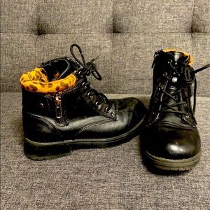 Ankle Boots, Girls 12, black w/ leopard print trim